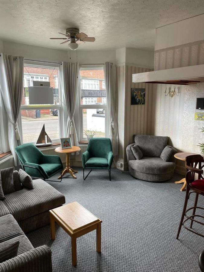 Sunnydene Hotel Great Yarmouth Bagian luar foto